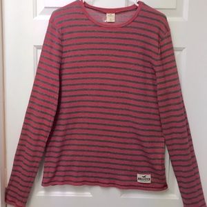 Men’s long sleeve Hollister shirt.